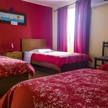 ゲストハウス O Catraio モンチジョ